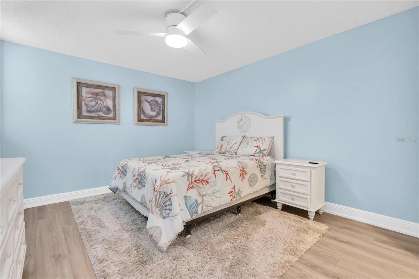 Image 21 of 56 For 15400 Gulf Boulevard 202