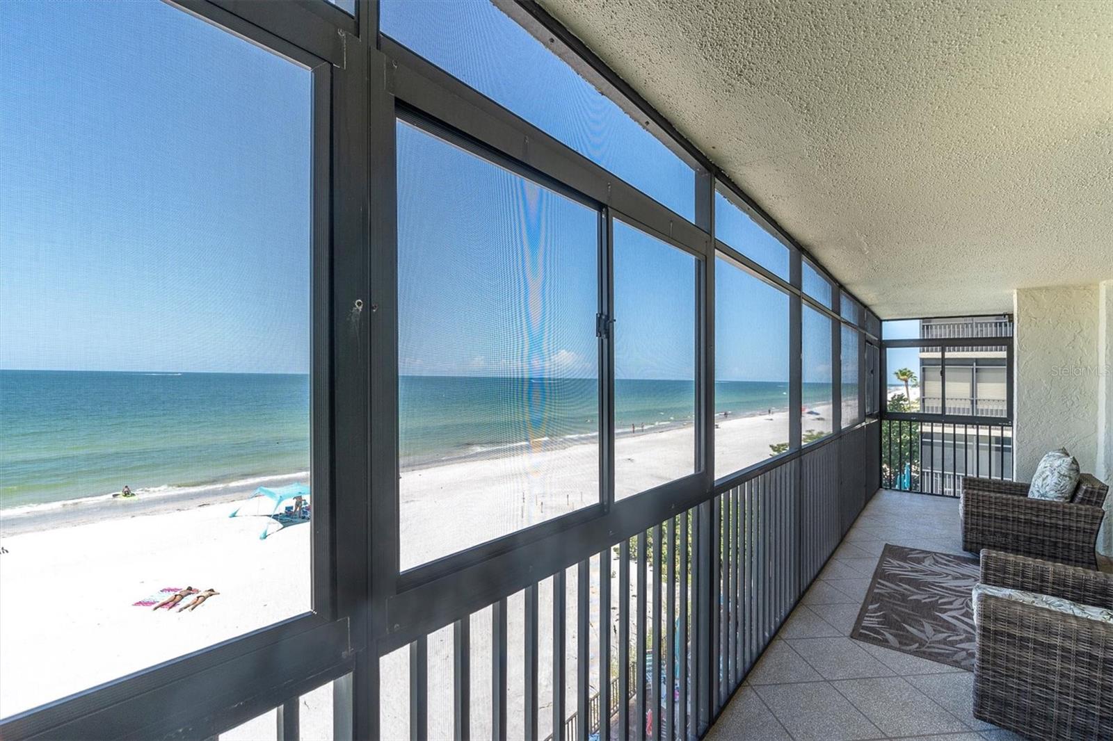 Image 28 of 56 For 15400 Gulf Boulevard 202