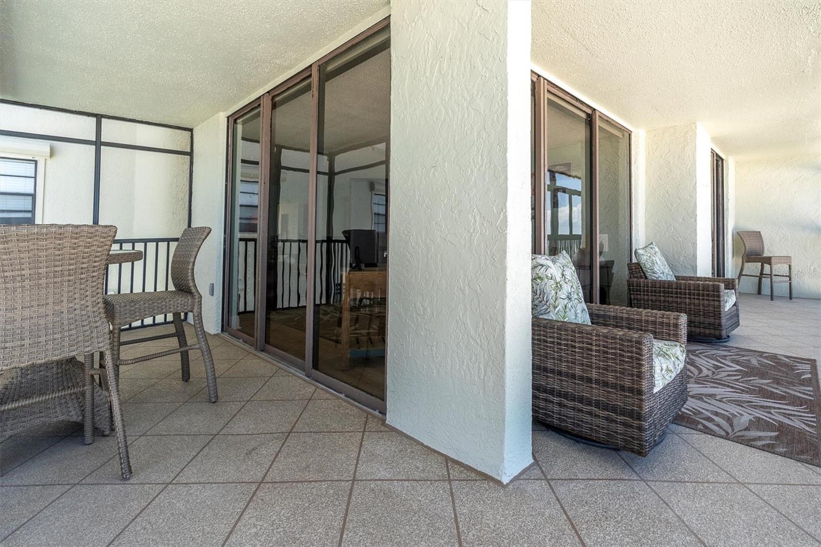 Image 31 of 56 For 15400 Gulf Boulevard 202