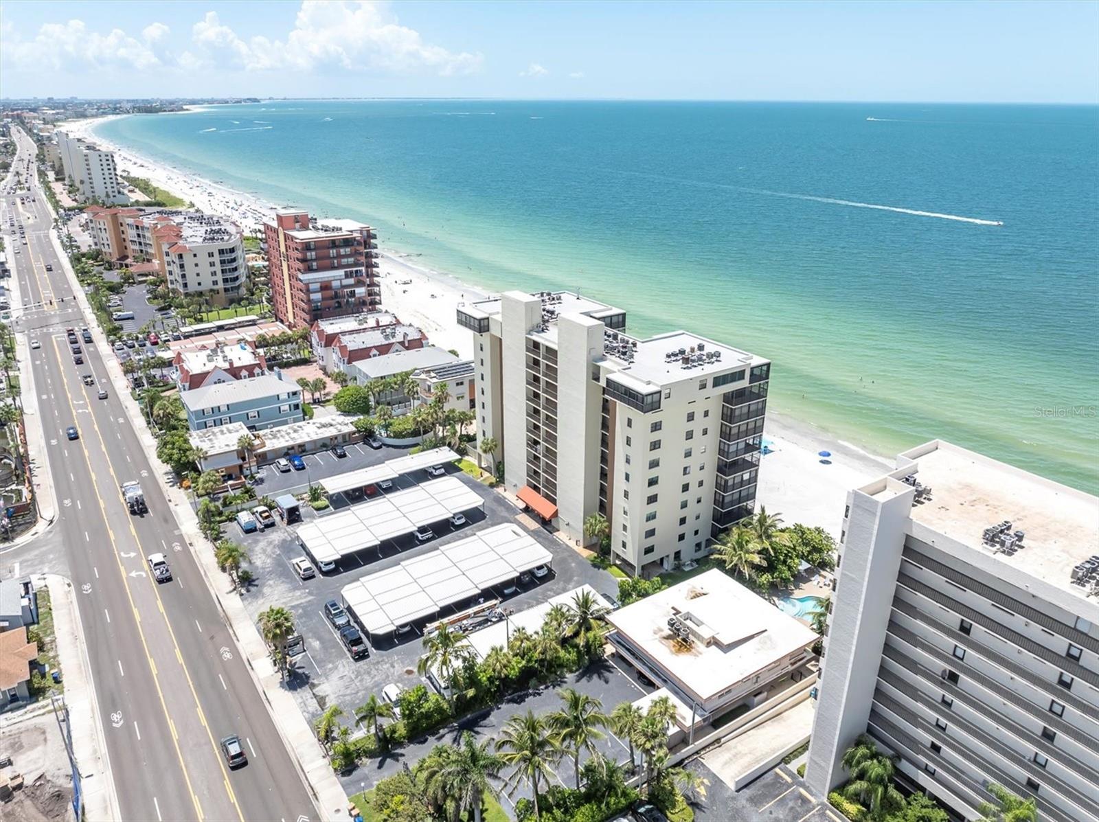 Image 39 of 56 For 15400 Gulf Boulevard 202