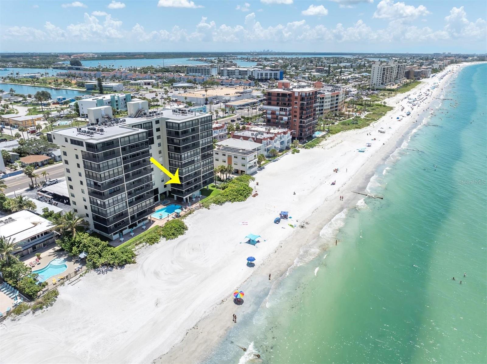 Image 44 of 56 For 15400 Gulf Boulevard 202