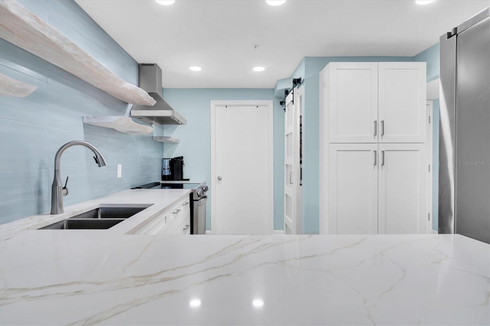 Image 8 of 56 For 15400 Gulf Boulevard 202