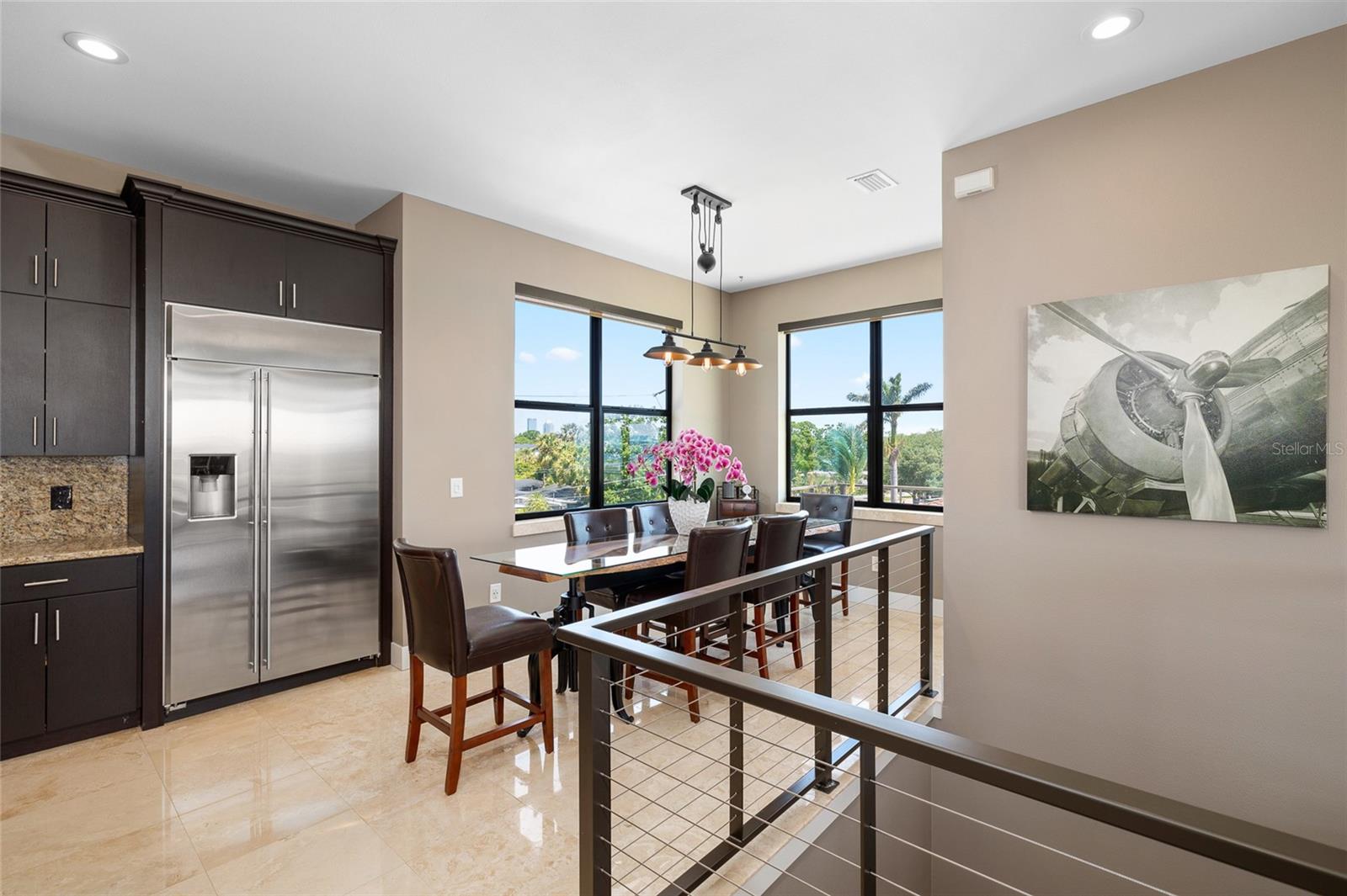 Image 11 of 65 For 706 Davis Boulevard