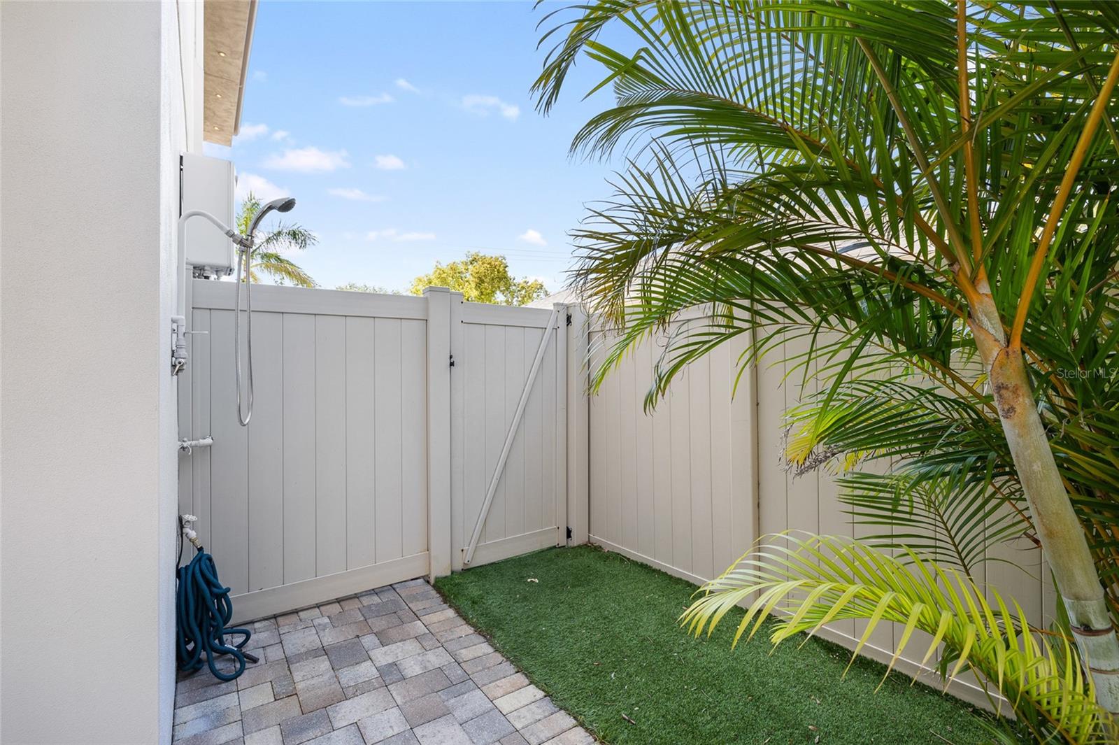 Image 41 of 65 For 706 Davis Boulevard