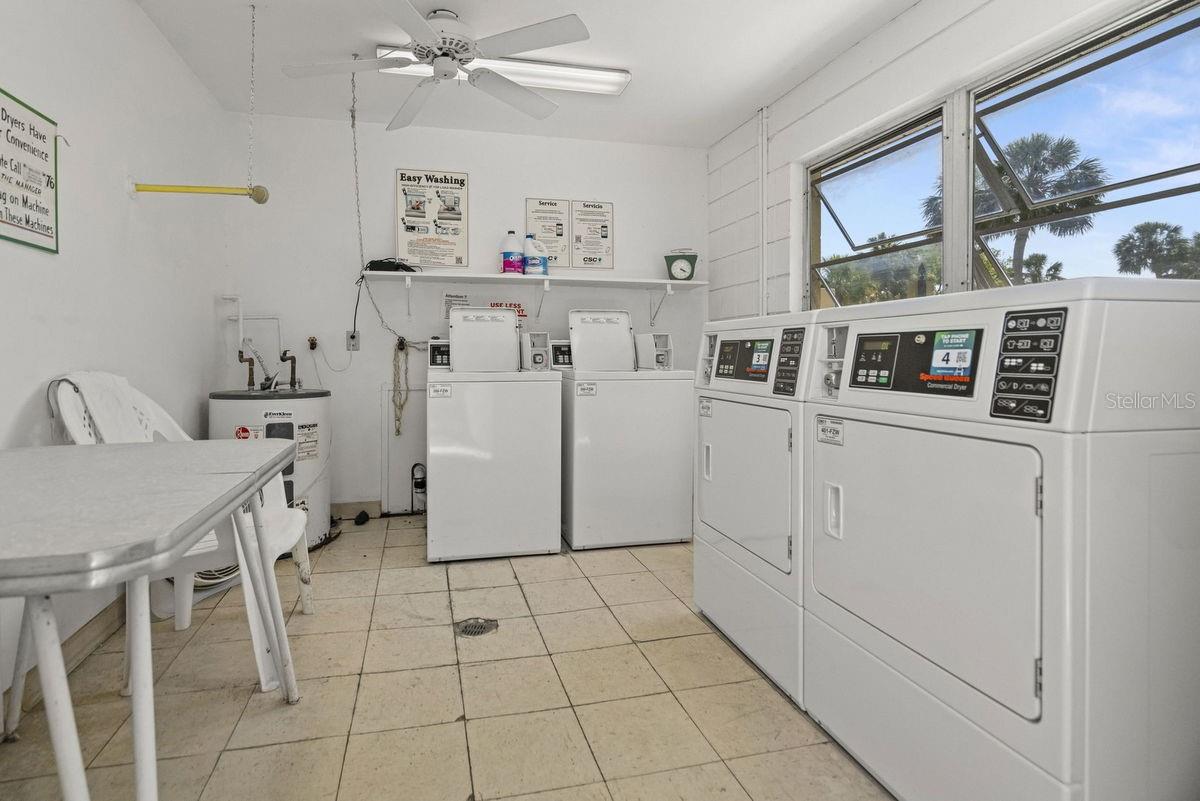 Image 34 of 60 For 834 Cambridge Court