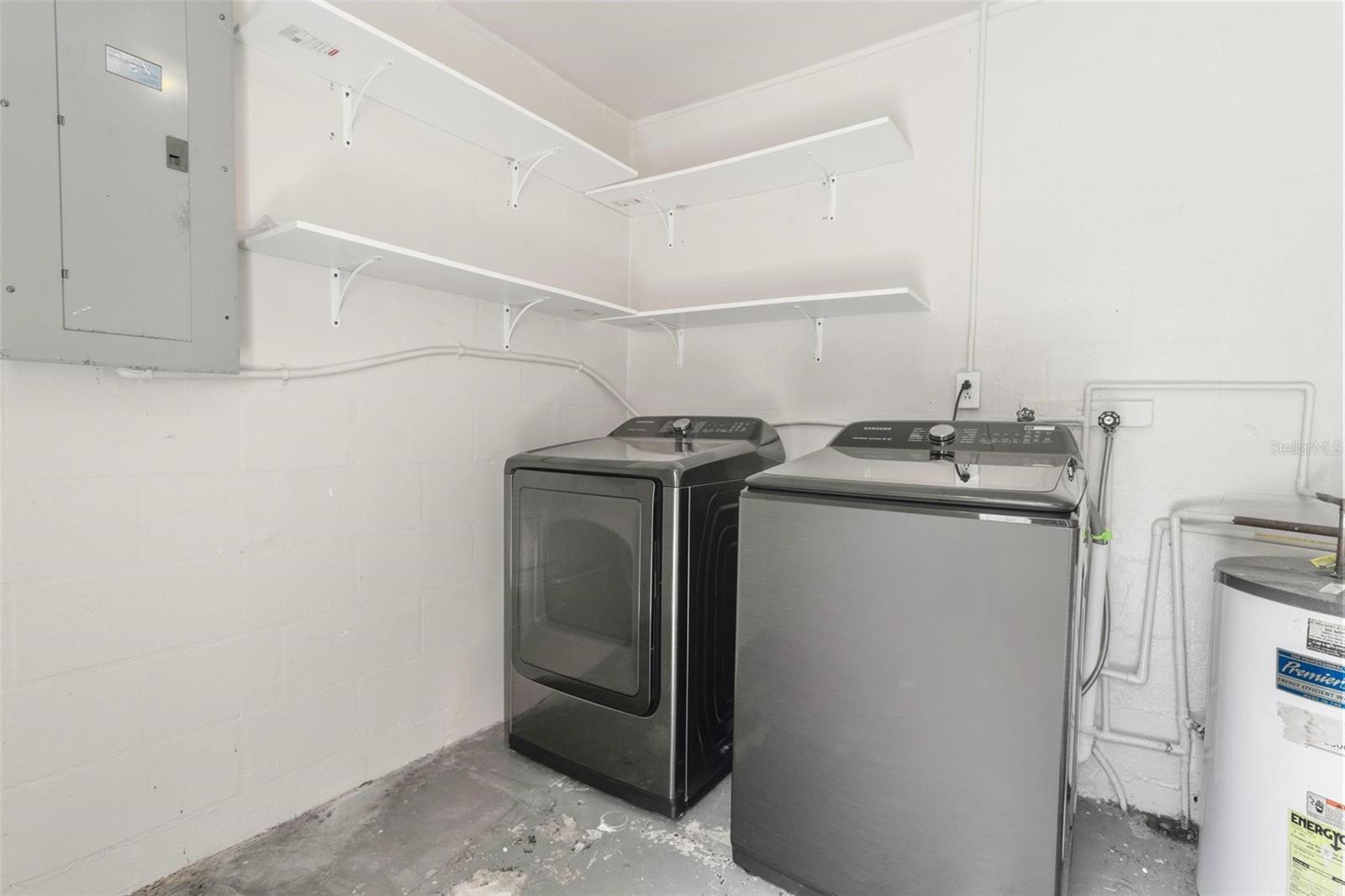 Image 20 of 27 For 8184 Rose Terrace