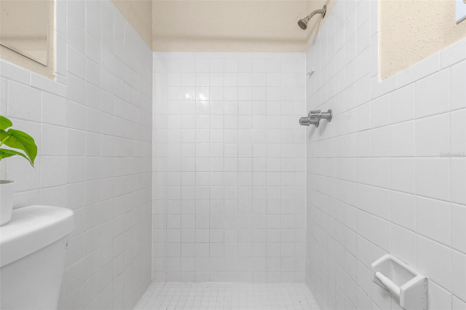 Image 22 of 27 For 8184 Rose Terrace