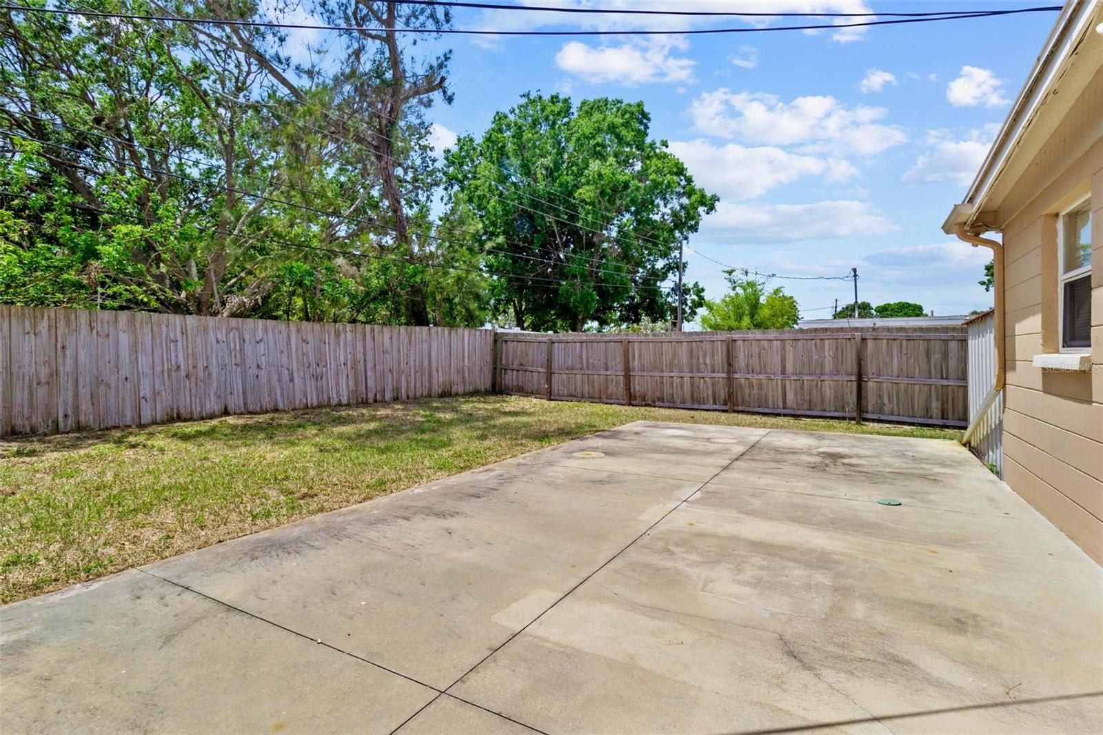 Image 23 of 27 For 8184 Rose Terrace