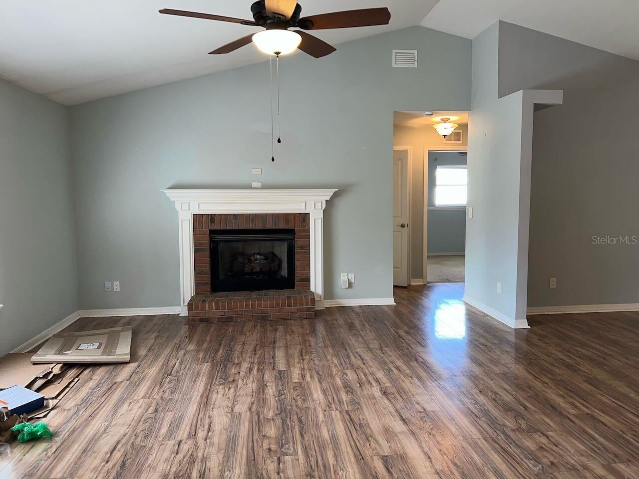 Image 6 of 49 For 3210 54th Circle