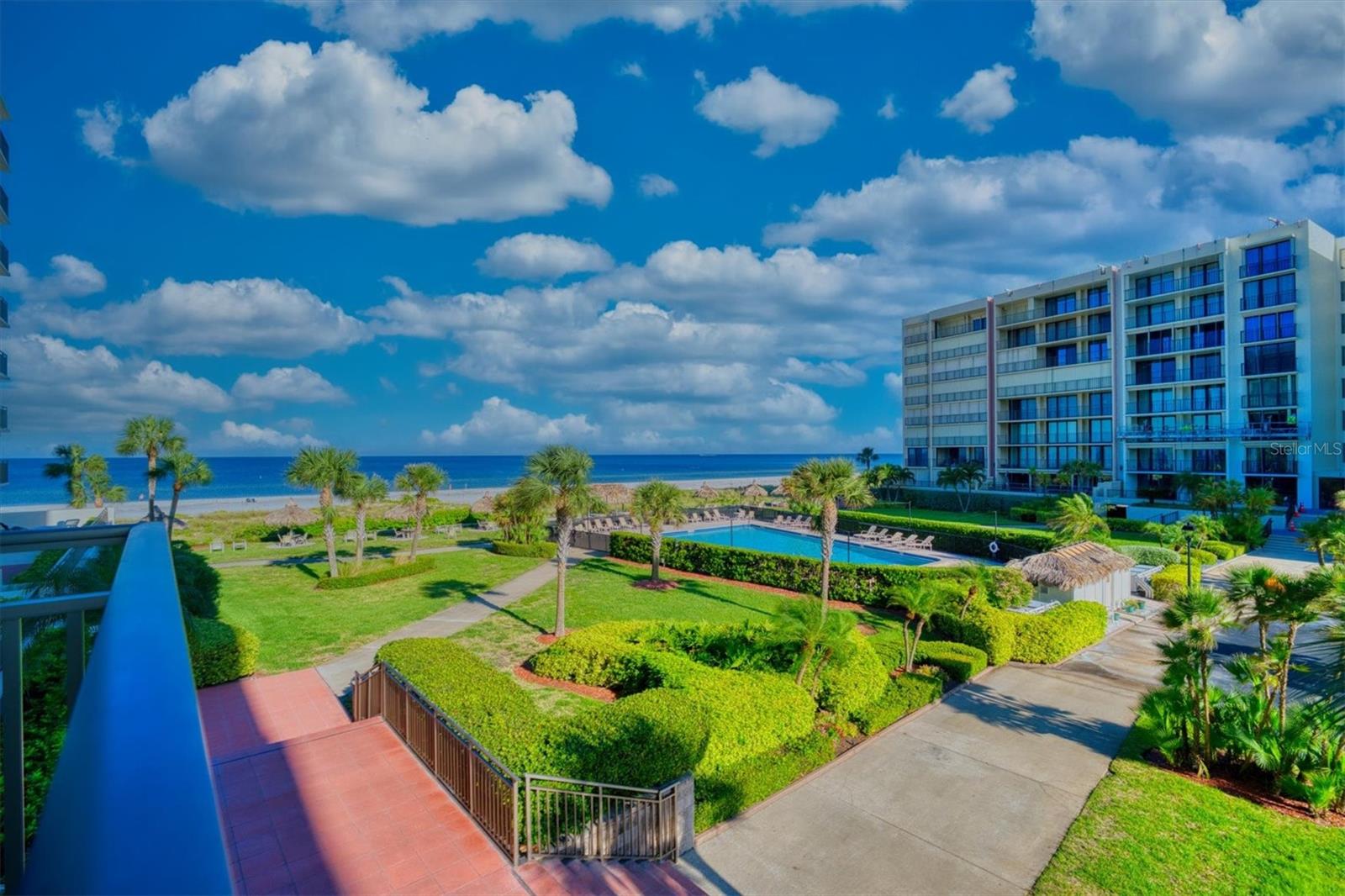 Listing photo id 10 for 1430 Gulf Boulevard 201