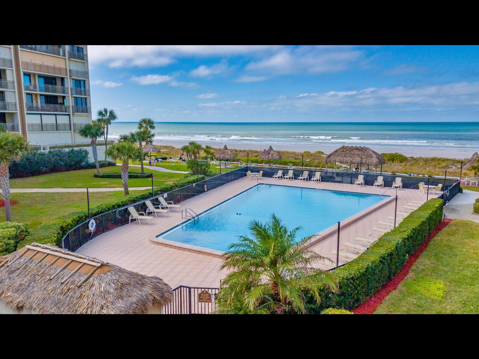 Listing photo id 30 for 1430 Gulf Boulevard 201