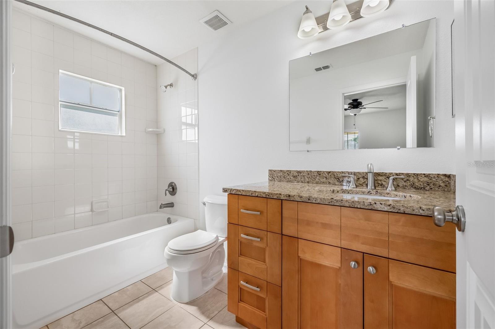 Image 23 of 32 For 718 30th Avenue N