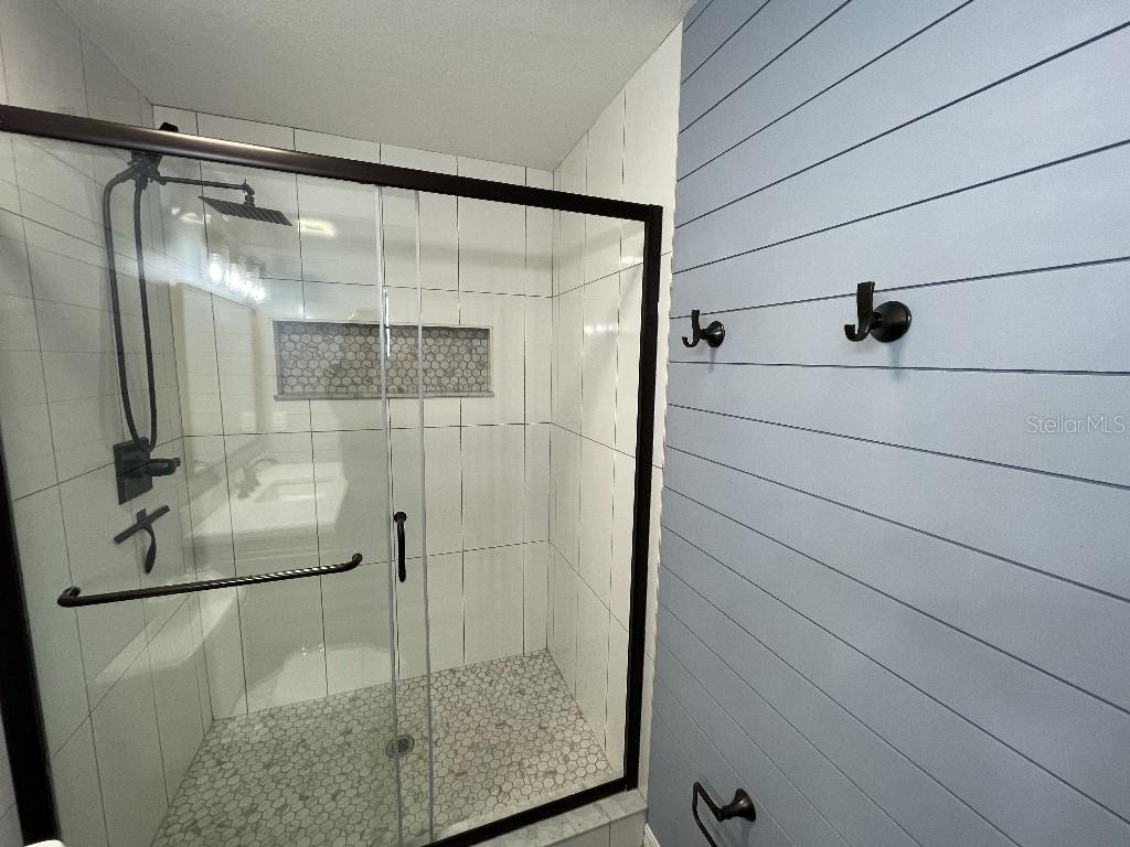 Image 11 of 26 For 11757 71st Terrace Road