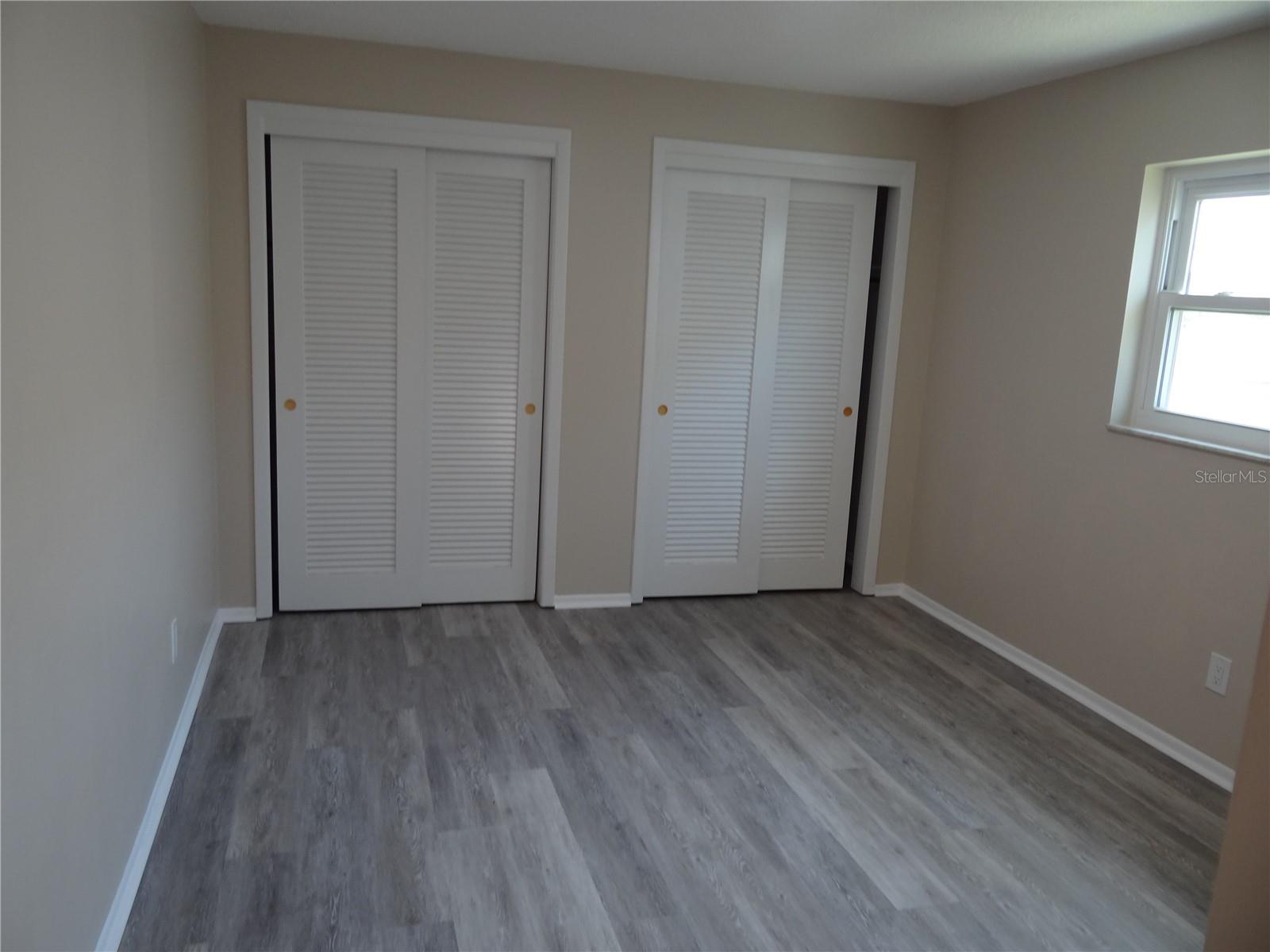 Image 17 of 36 For 9825 41st Street N 9825