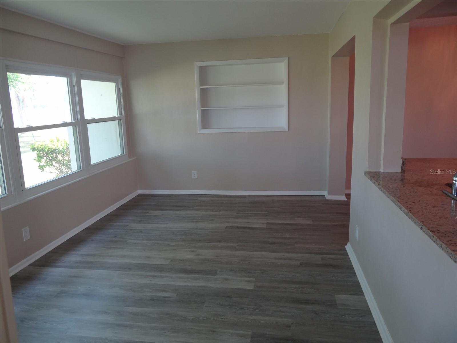 Image 5 of 36 For 9825 41st Street N 9825