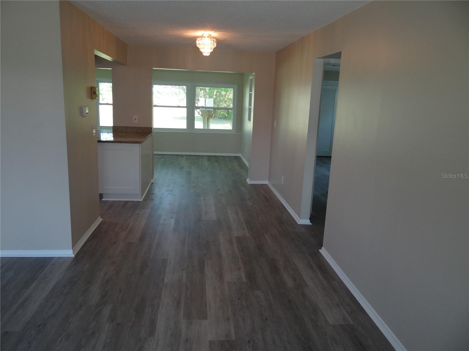 Image 7 of 36 For 9825 41st Street N 9825