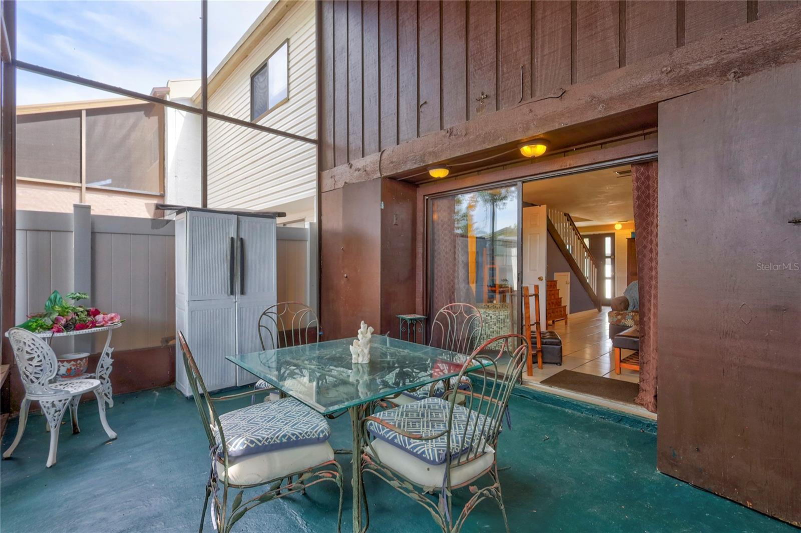 Image 10 of 31 For 2811 Pines Drive 15