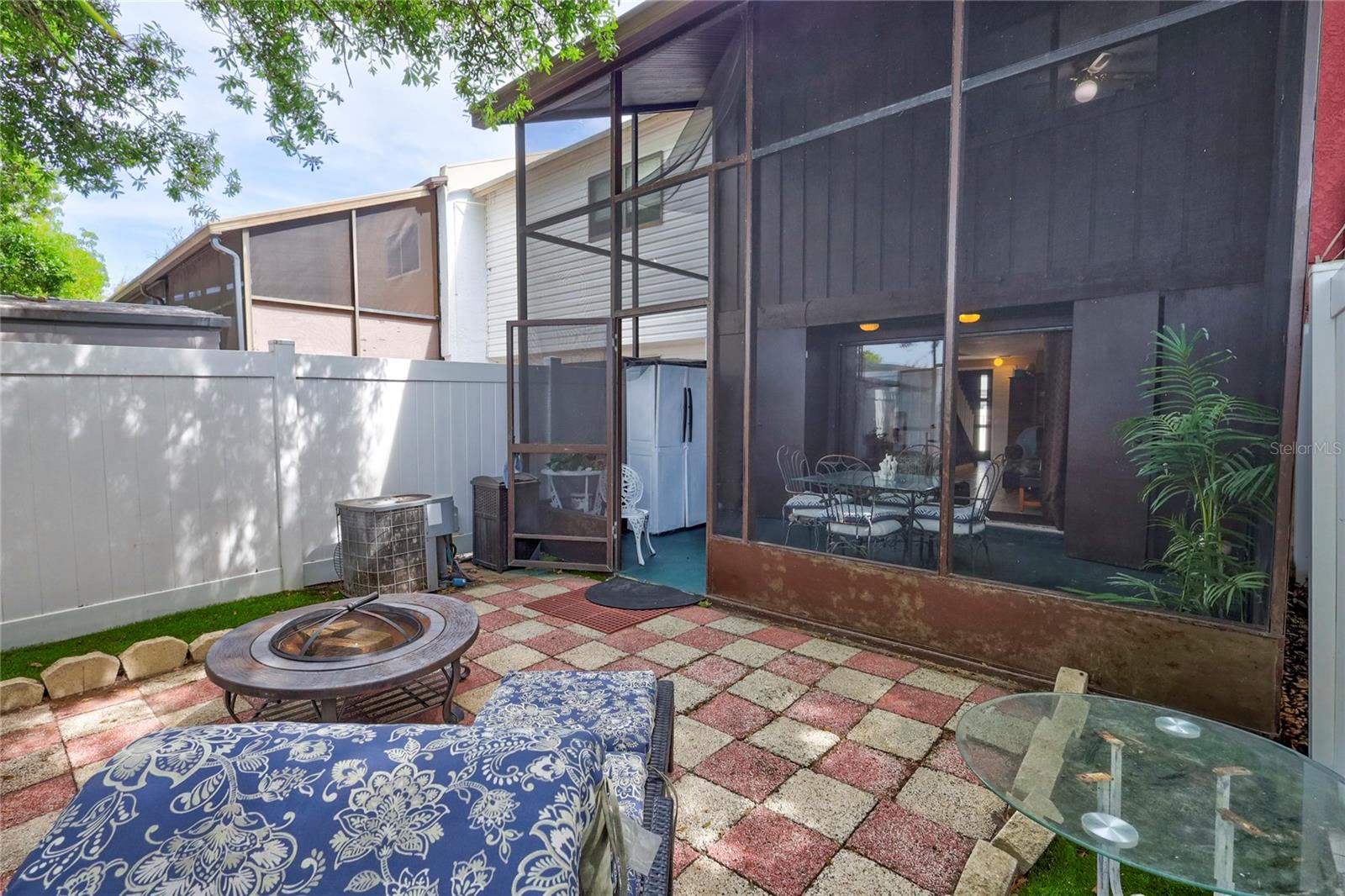 Image 12 of 31 For 2811 Pines Drive 15