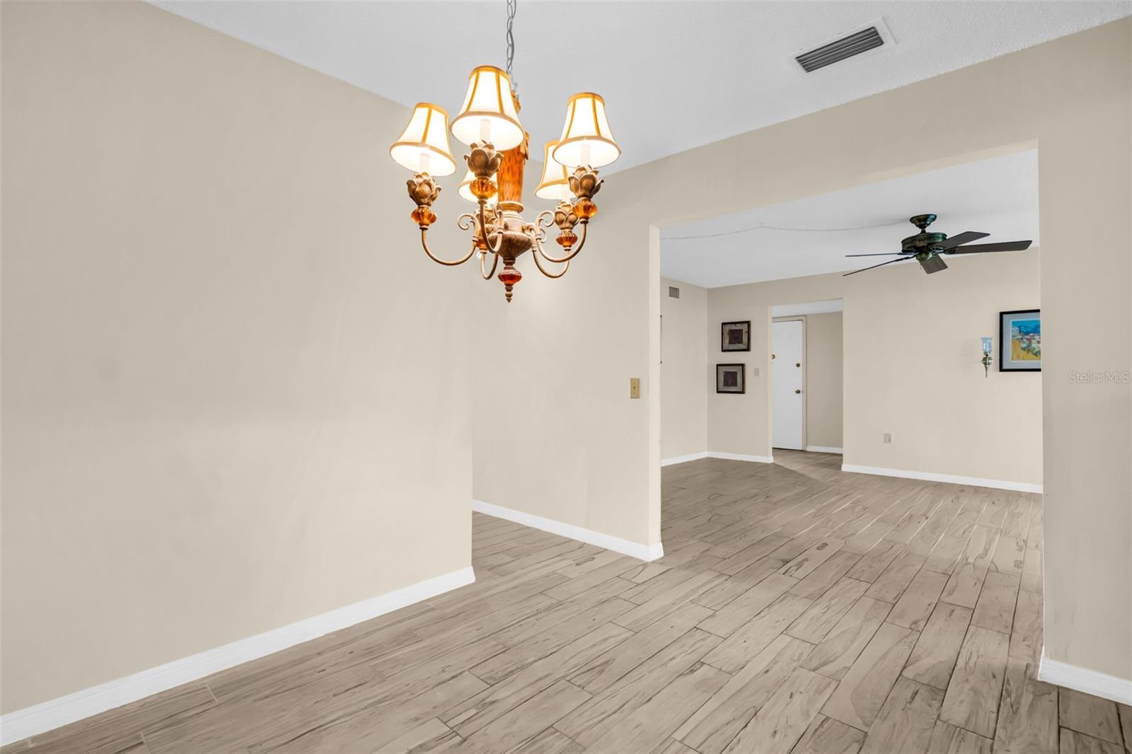 Image 11 of 38 For 3815 35th Way S 102