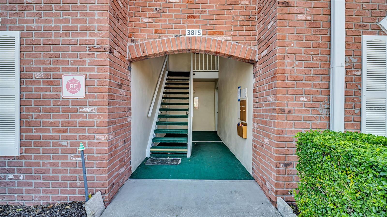 Image 2 of 38 For 3815 35th Way S 102