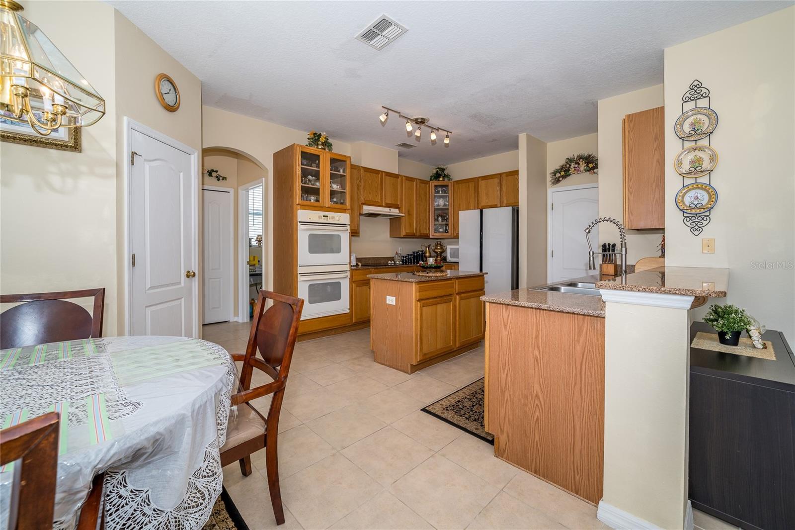 Image 12 of 42 For 30526 Annadale Drive
