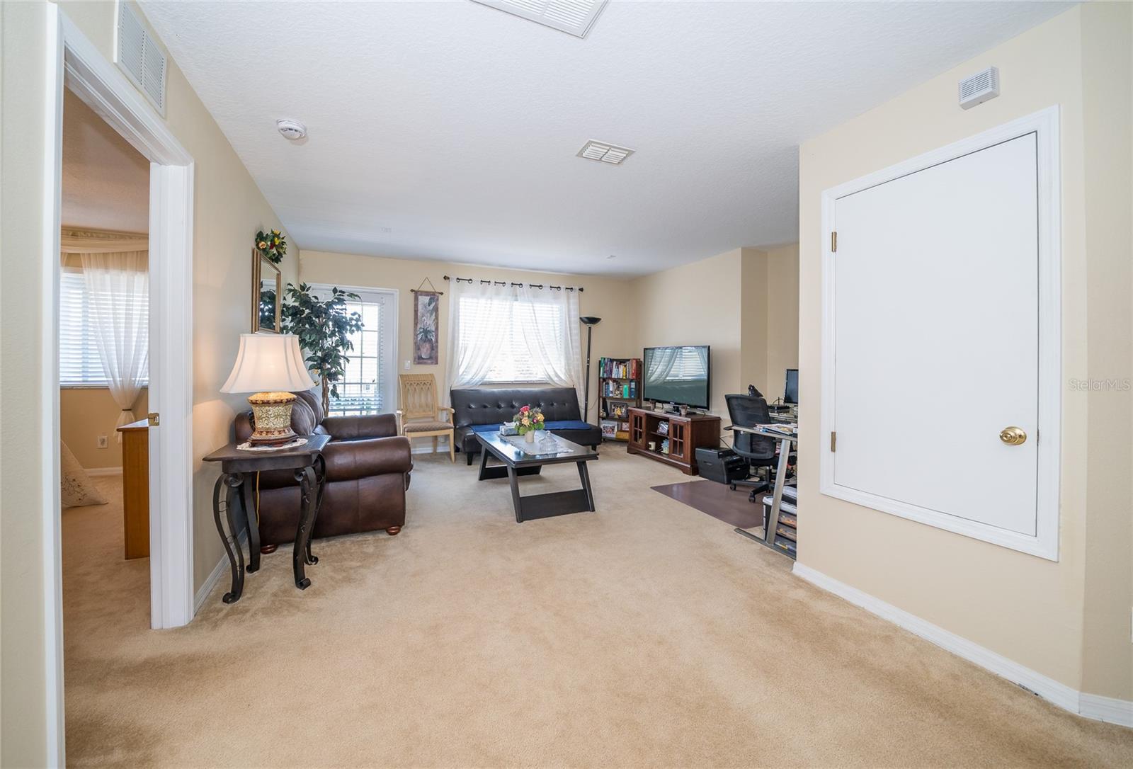 Image 20 of 42 For 30526 Annadale Drive