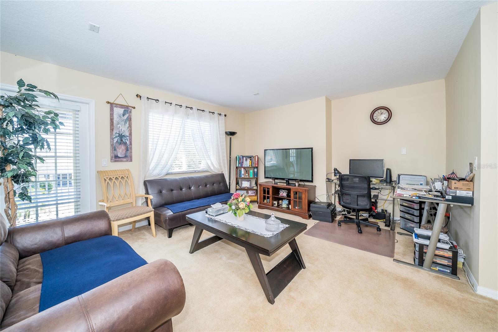 Image 21 of 42 For 30526 Annadale Drive