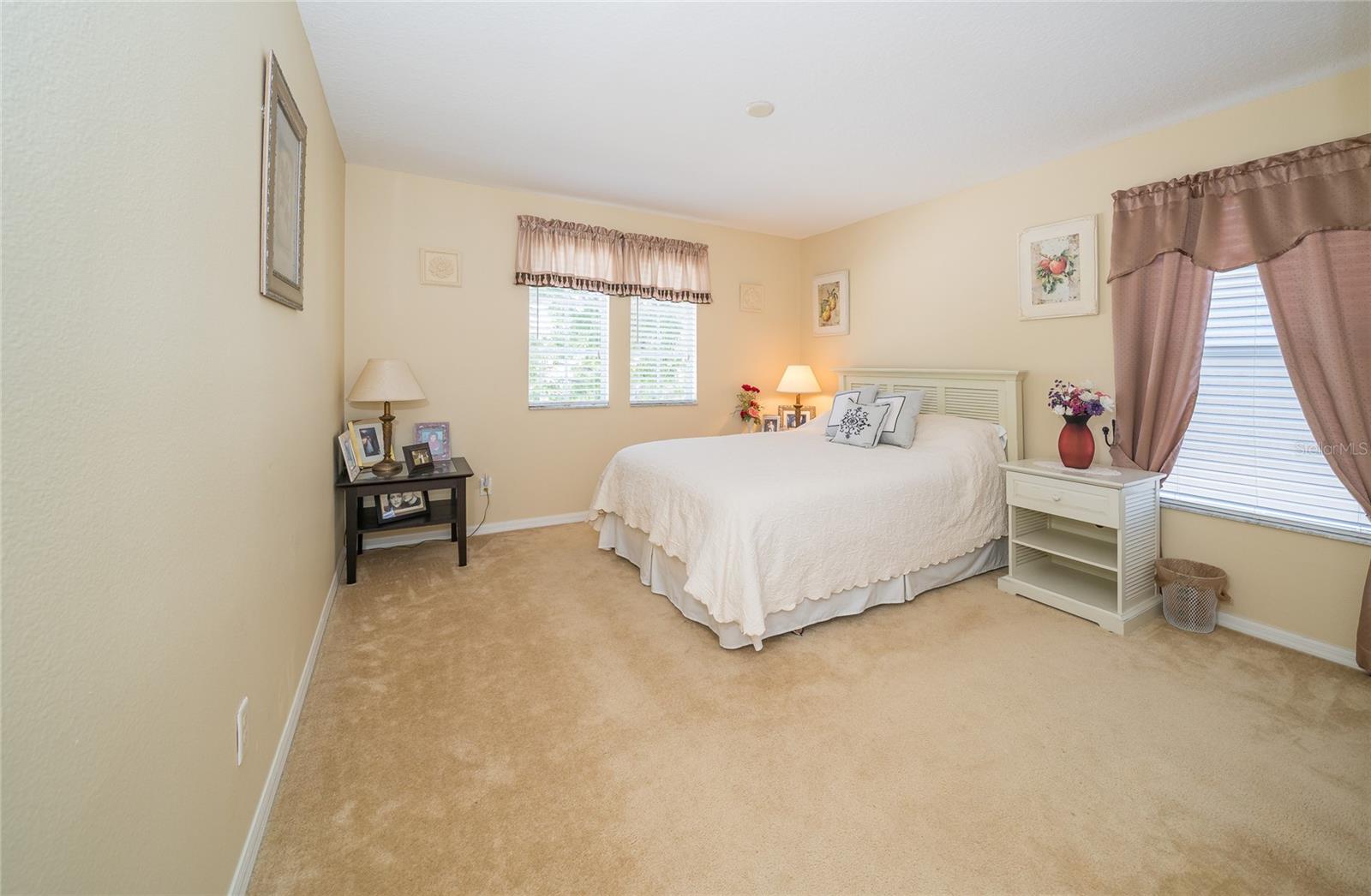 Image 23 of 42 For 30526 Annadale Drive