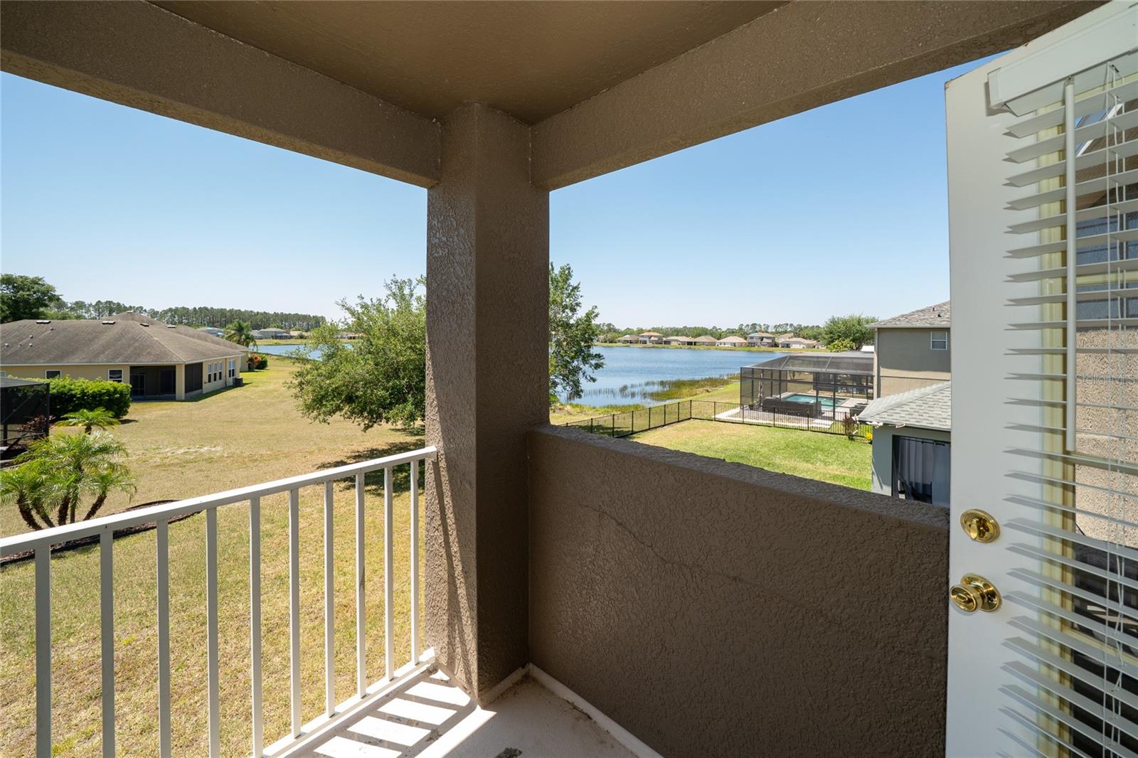 Image 28 of 42 For 30526 Annadale Drive
