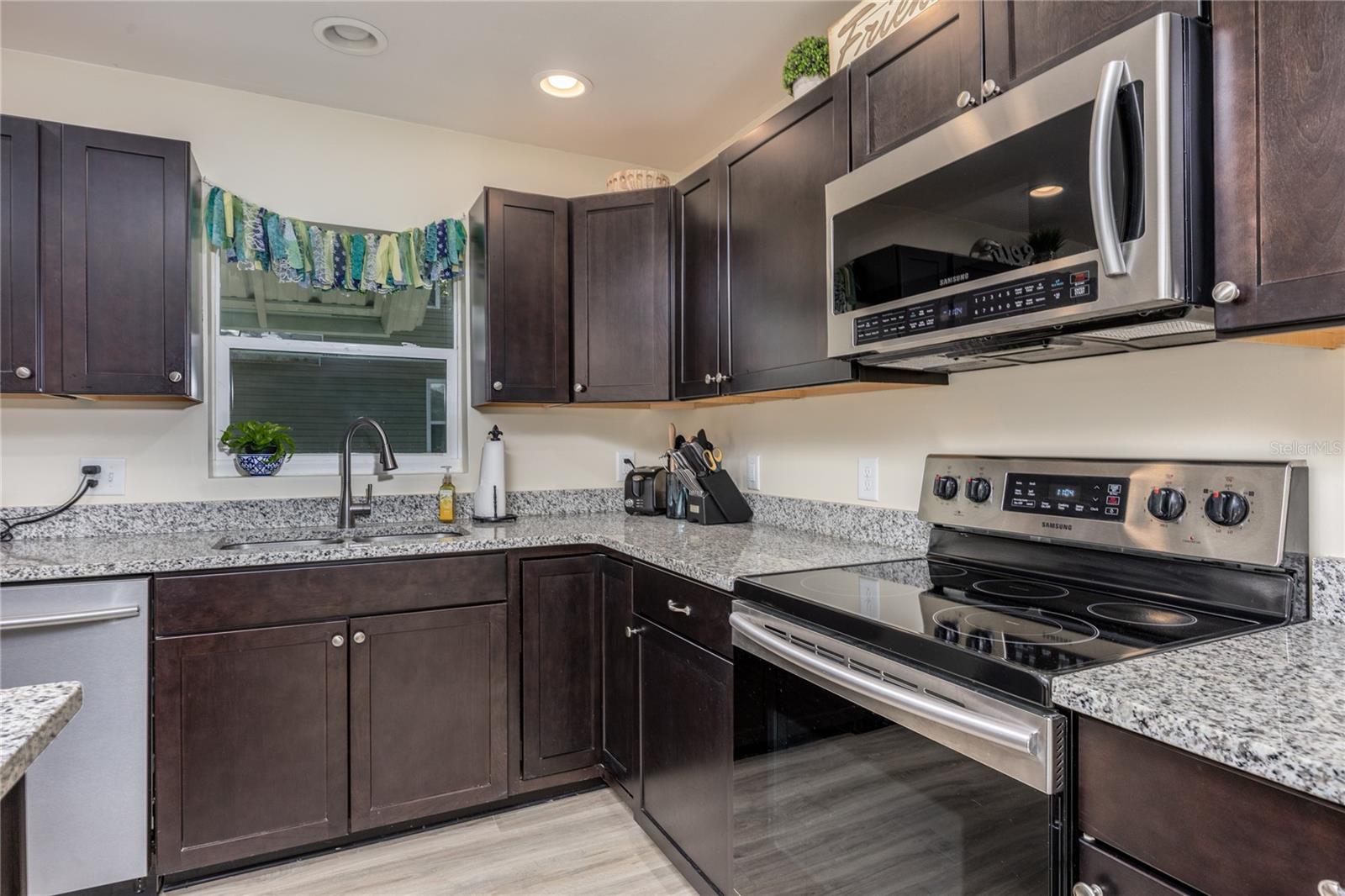 Image 16 of 28 For 7417 Seagull Way