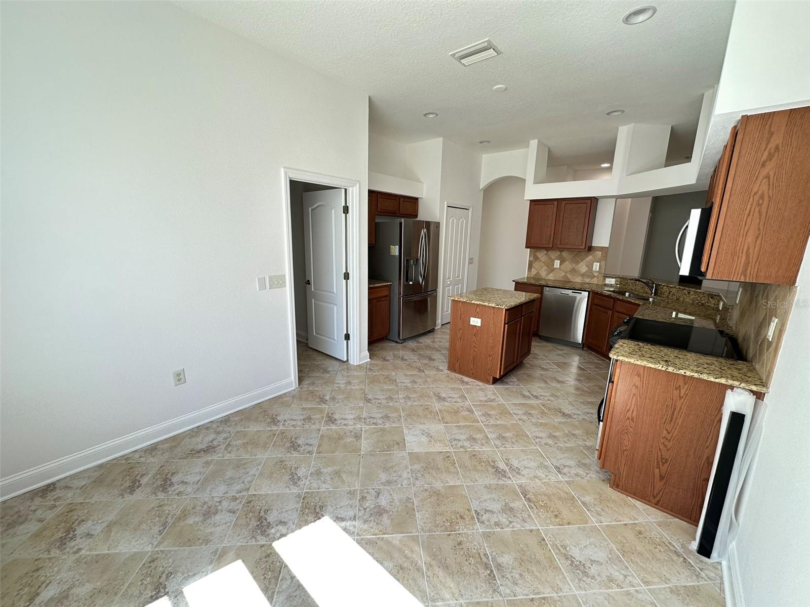 Image 18 of 43 For 8120 Turkey Hill Court