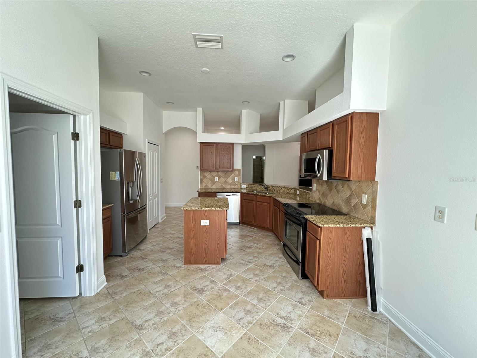 Image 19 of 43 For 8120 Turkey Hill Court