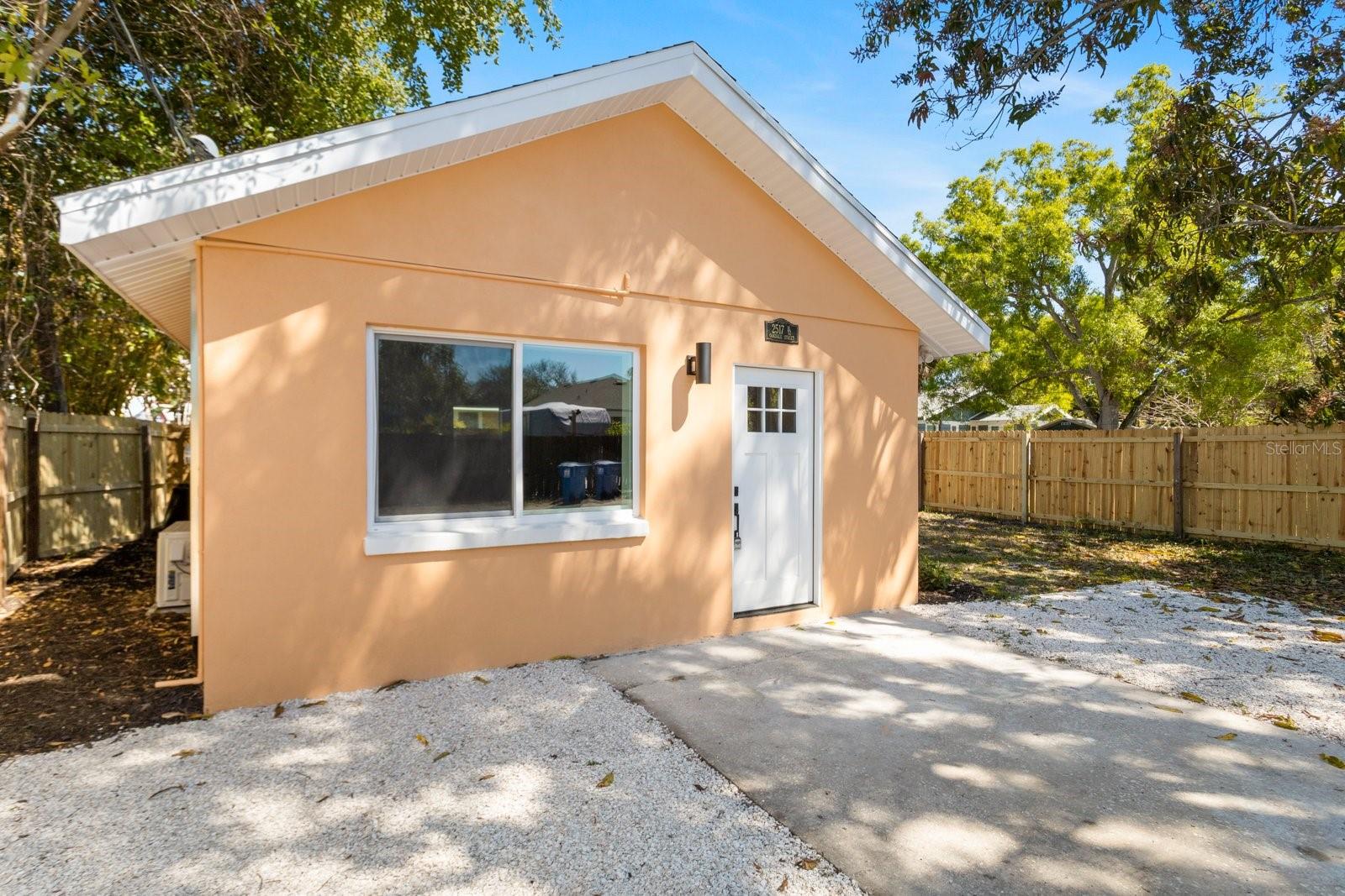 Details for 2517 Oakdale St S  B, ST PETERSBURG, FL 33705