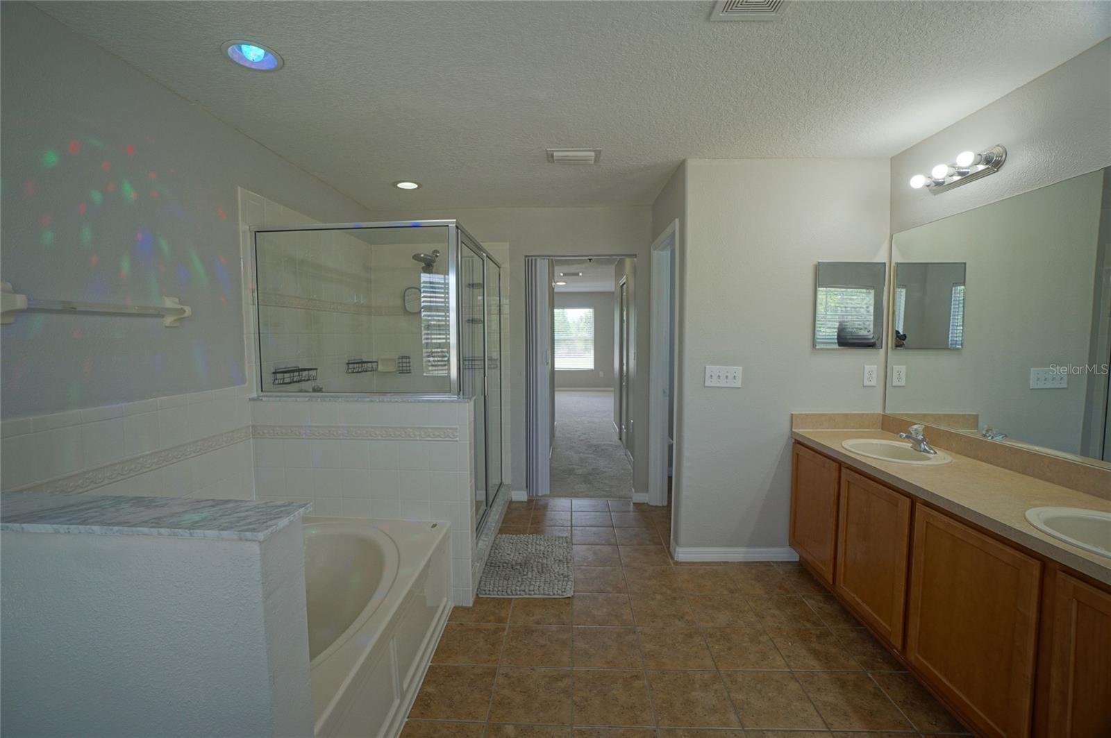Image 29 of 33 For 10537 Coral Key Avenue