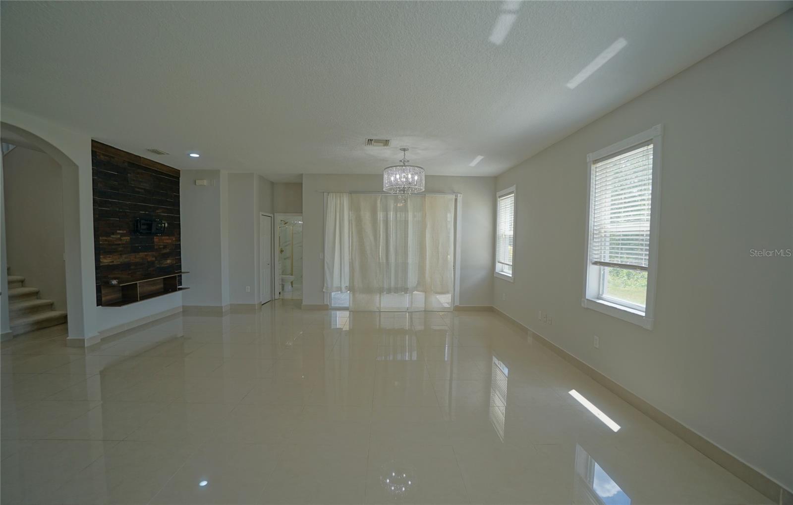 Image 5 of 33 For 10537 Coral Key Avenue
