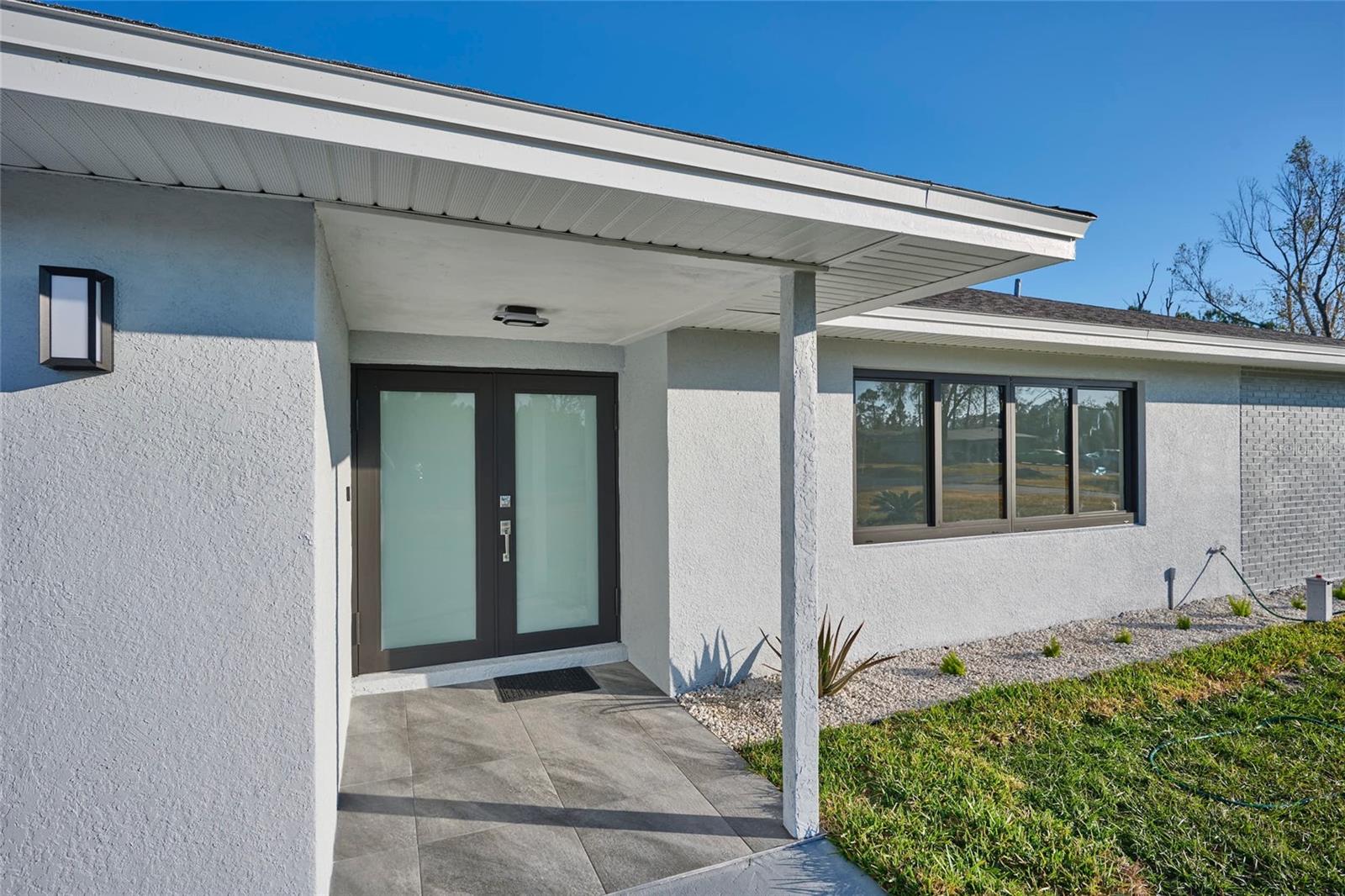 Image 3 of 27 For 2310 Laguna Drive