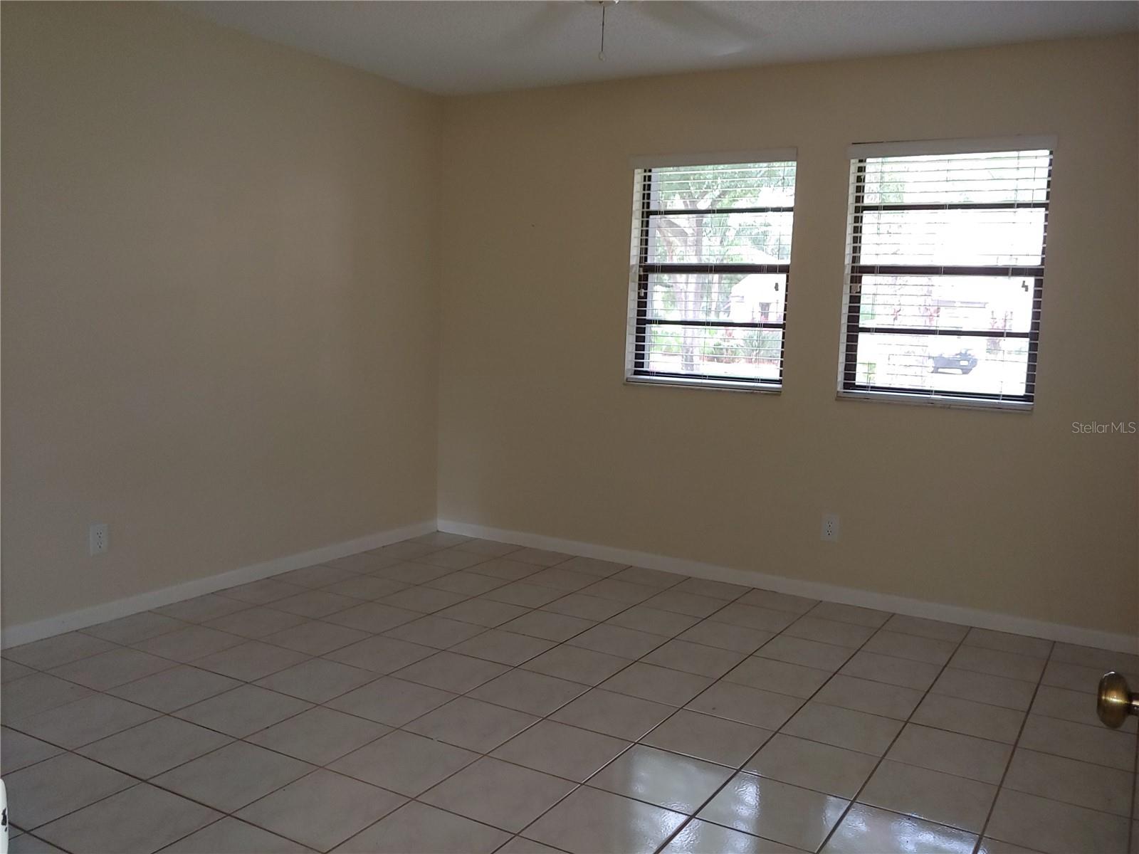 Image 12 of 28 For 1000 Tarpon Woods Boulevard 704