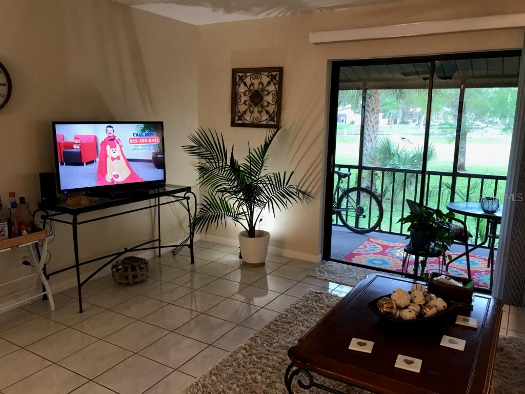 Image 4 of 28 For 1000 Tarpon Woods Boulevard 704