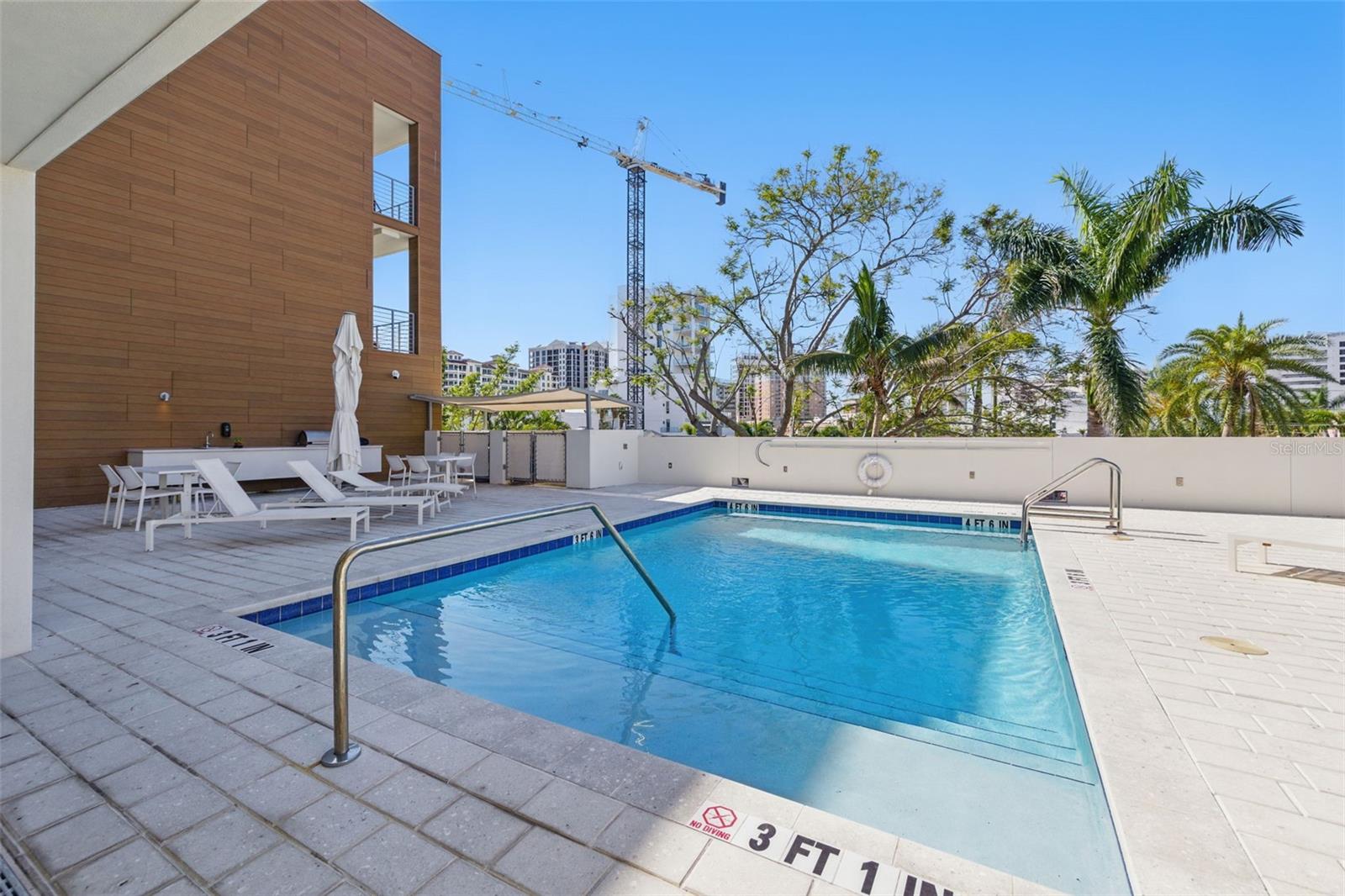 Image 13 of 17 For 332 Cocoanut Avenue 505