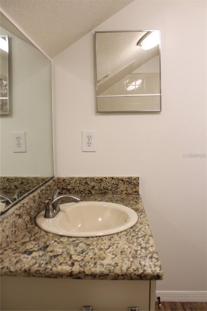 Image 14 of 17 For 1750 Horsechestnut Court