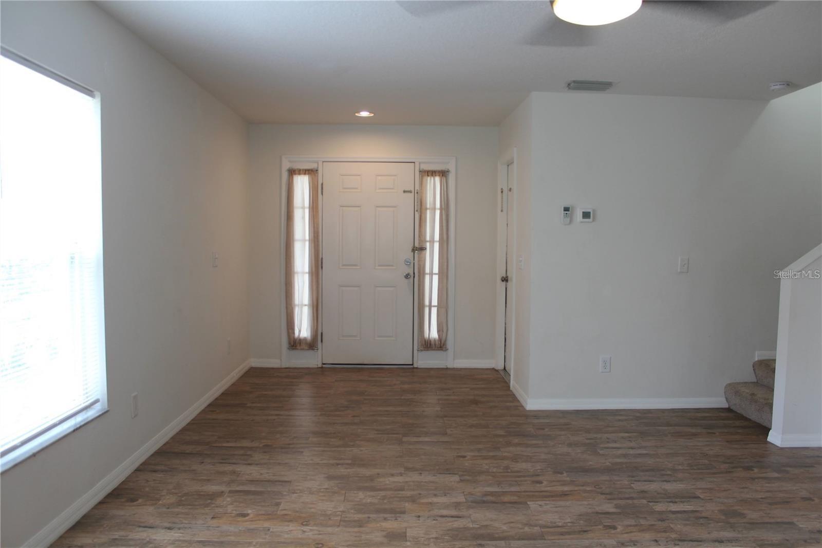 Image 3 of 17 For 1750 Horsechestnut Court