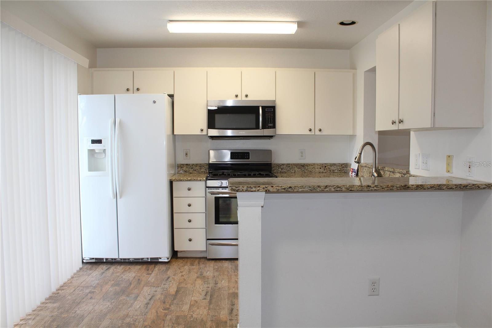 Image 6 of 17 For 1750 Horsechestnut Court