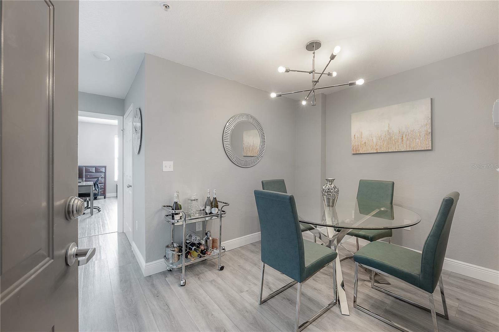 Image 7 of 59 For 700 Harbour Island Boulevard 711