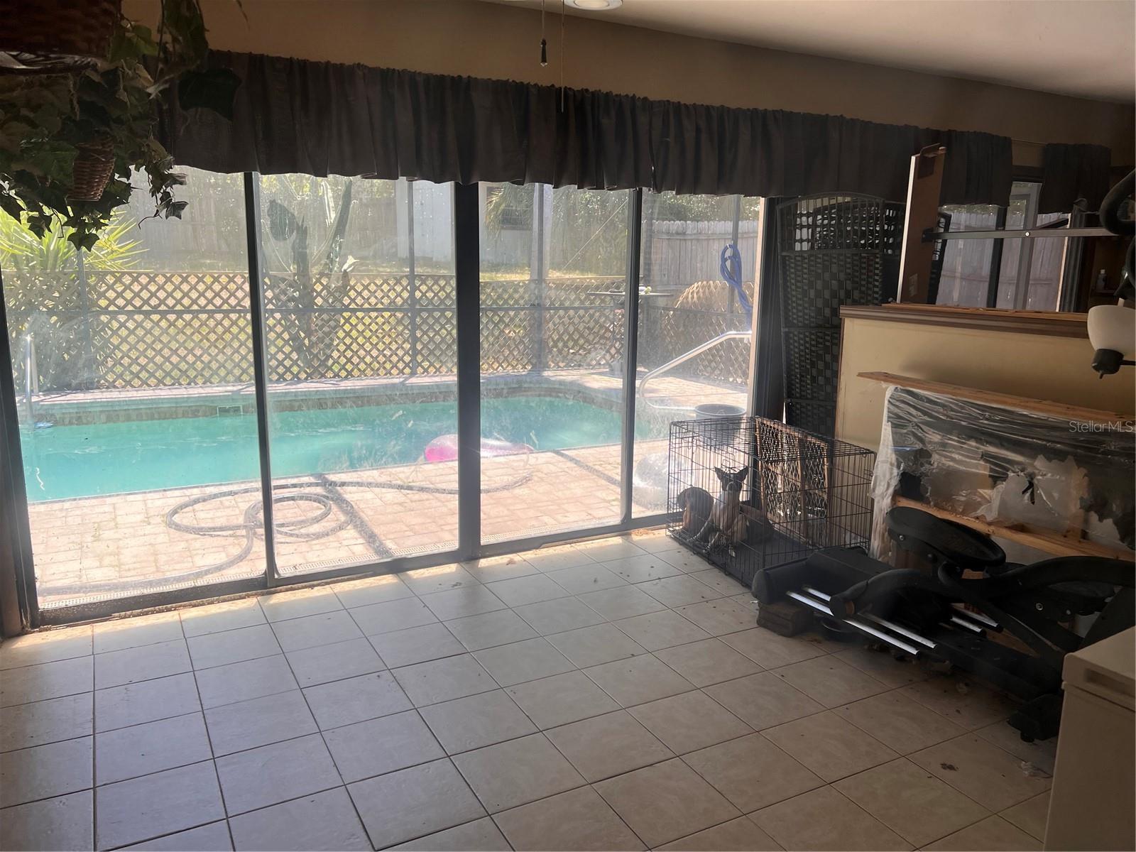 Listing photo id 28 for 4363 Elwood Road