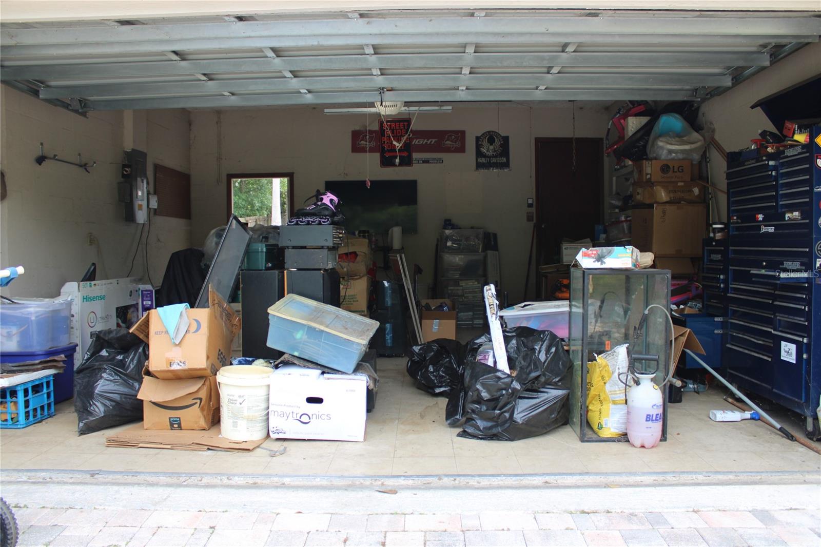 Listing photo id 34 for 4363 Elwood Road
