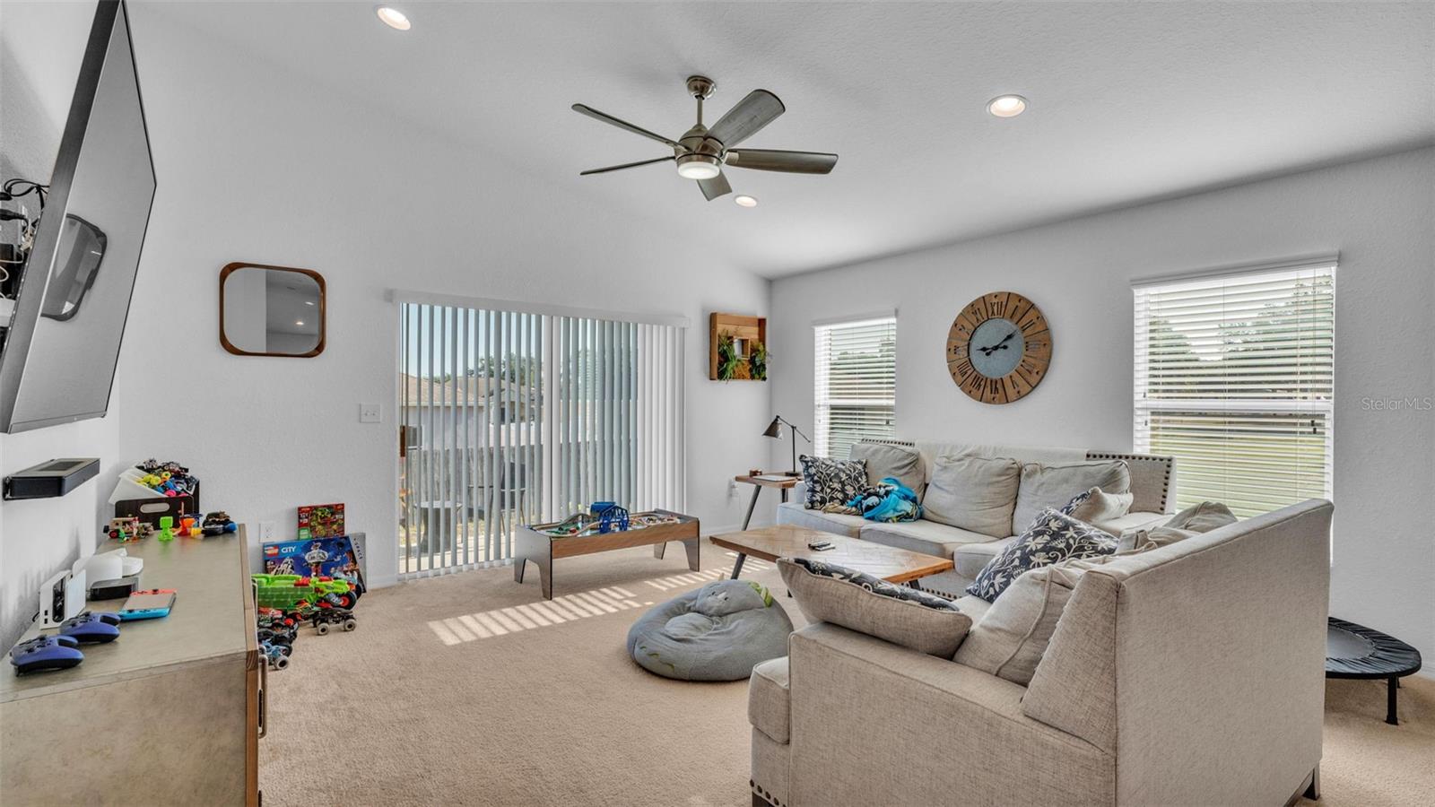 Image 17 of 36 For 513 Kimbrel Court