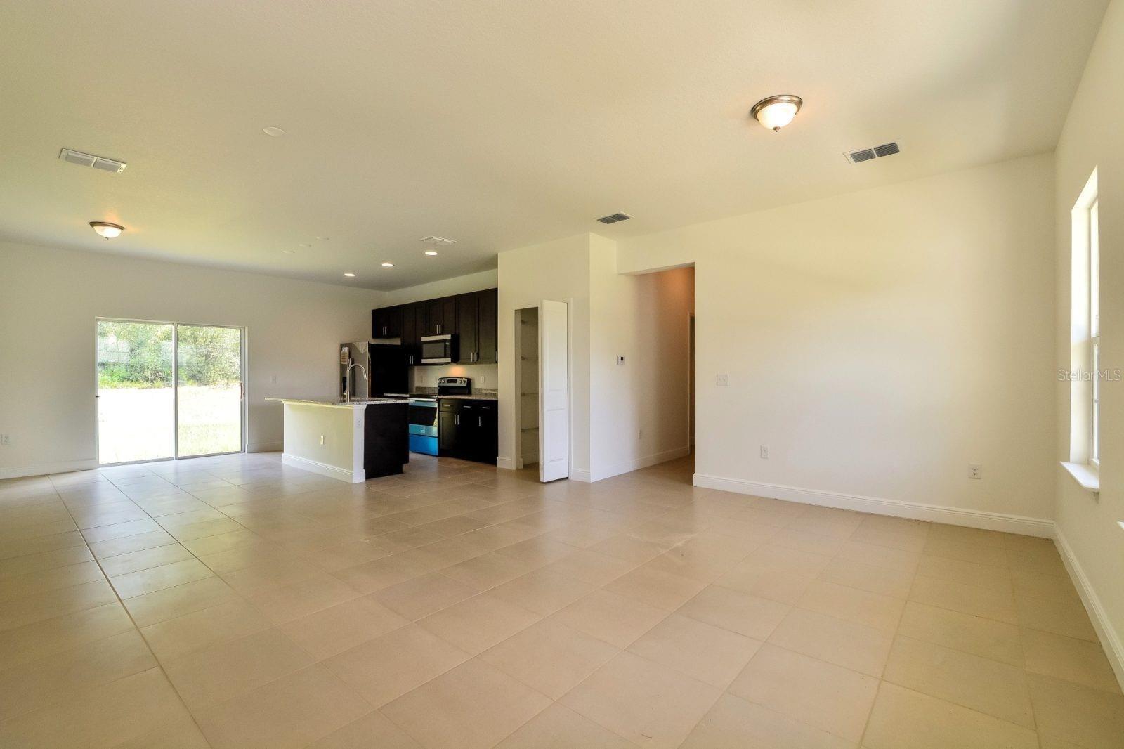 Image 3 of 5 For 17209 42nd Terrace