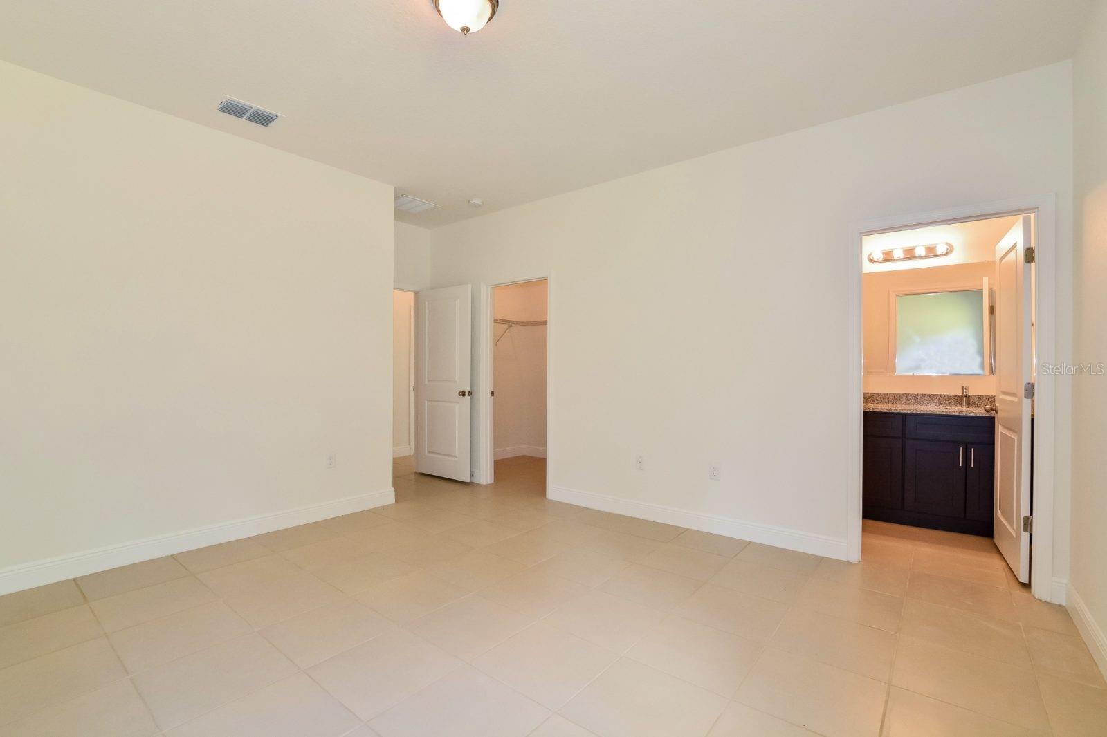 Image 5 of 5 For 17209 42nd Terrace