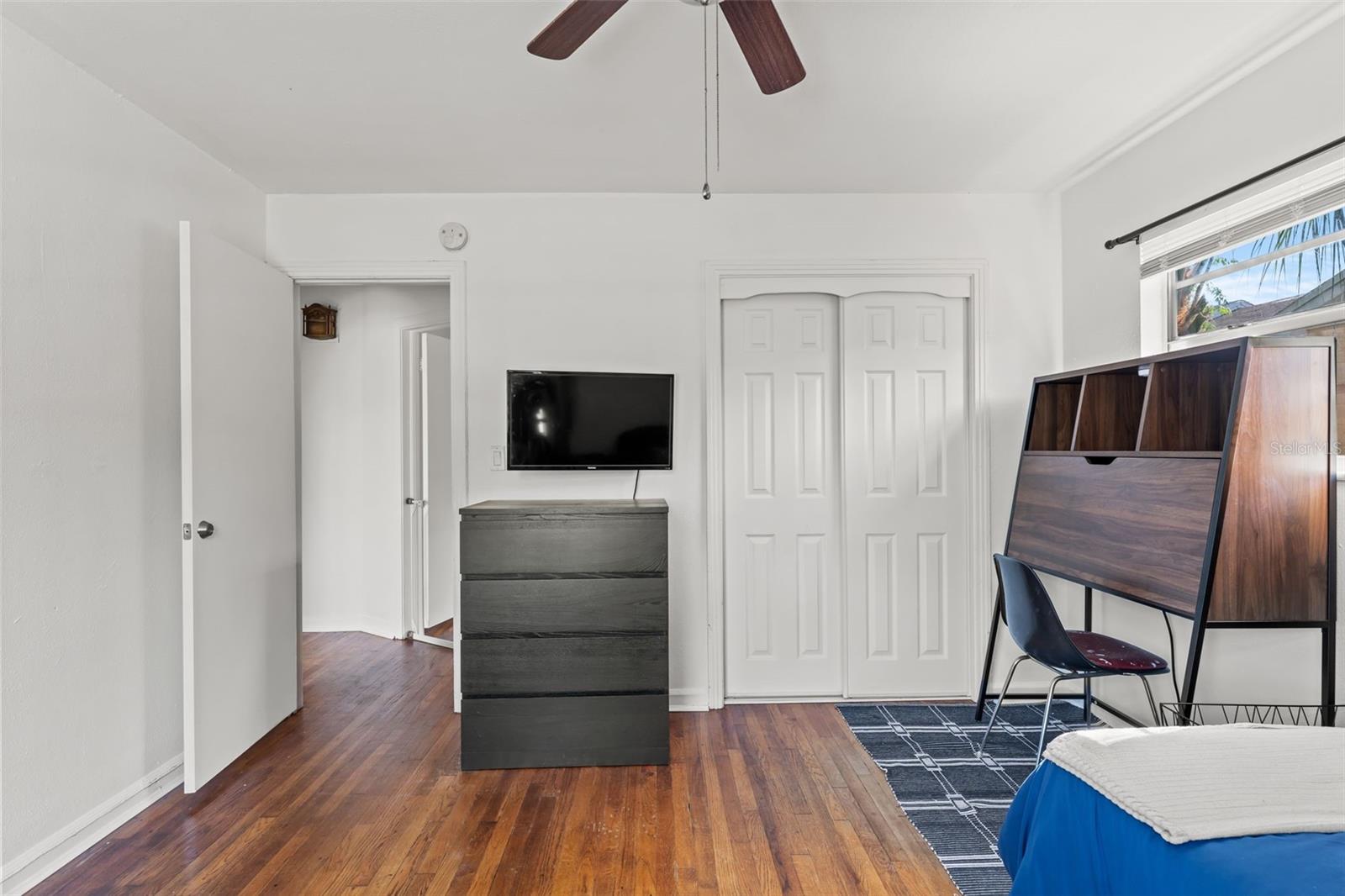 Image 13 of 27 For 4400 2nd Avenue S