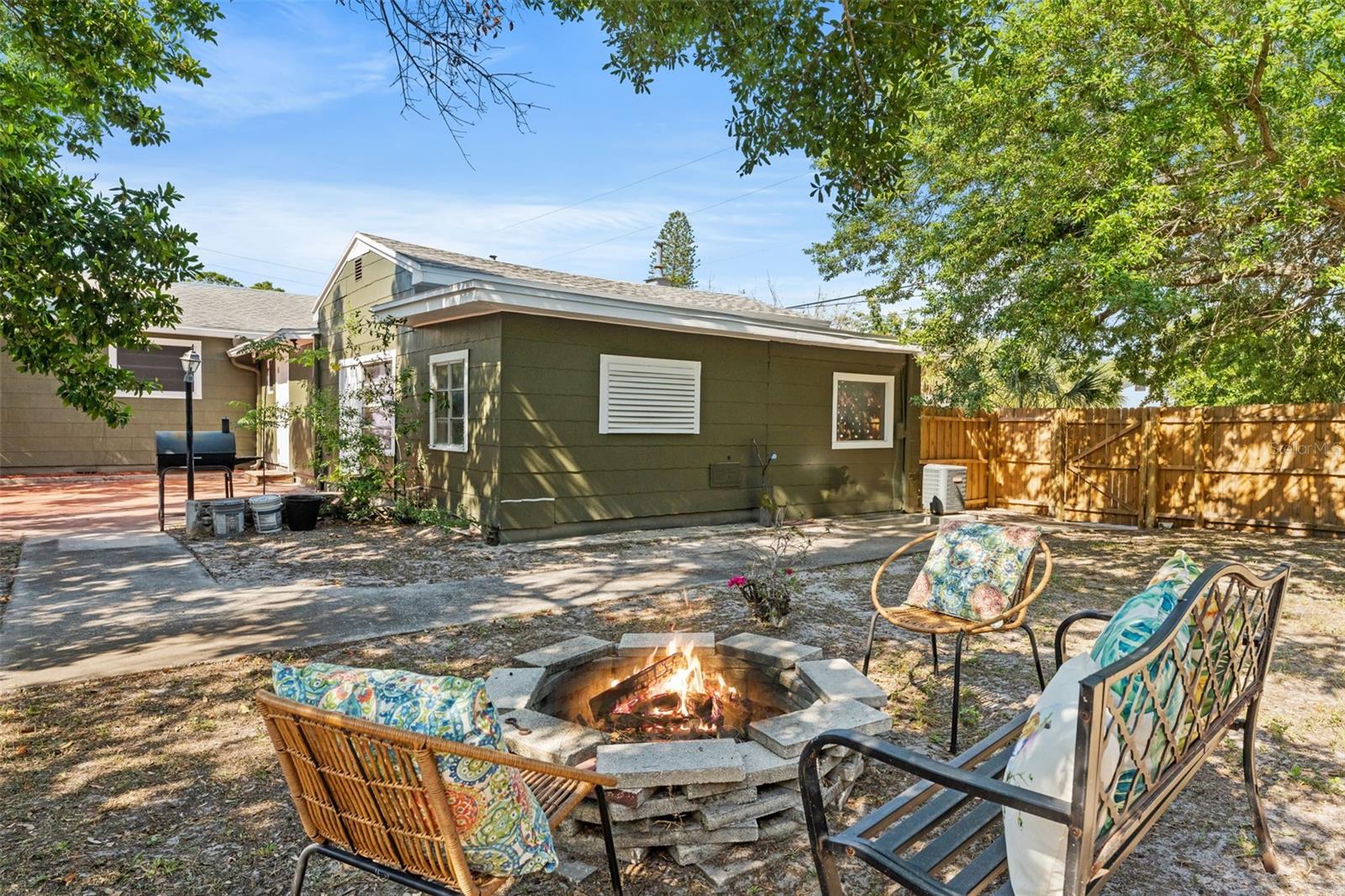 Image 21 of 27 For 4400 2nd Avenue S